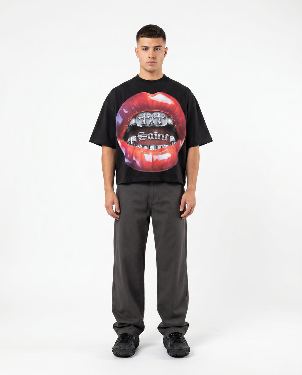 Black boxy cropped graphic tee on model, oversized Y2K streetwear (print 2)