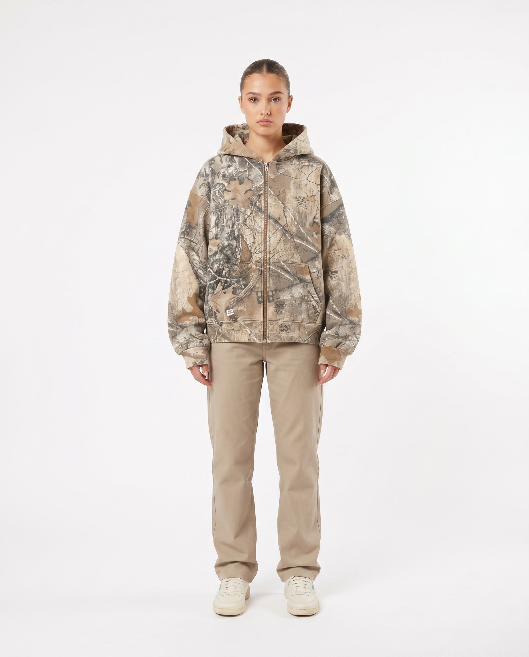 Camo Hoodie zip-up — female